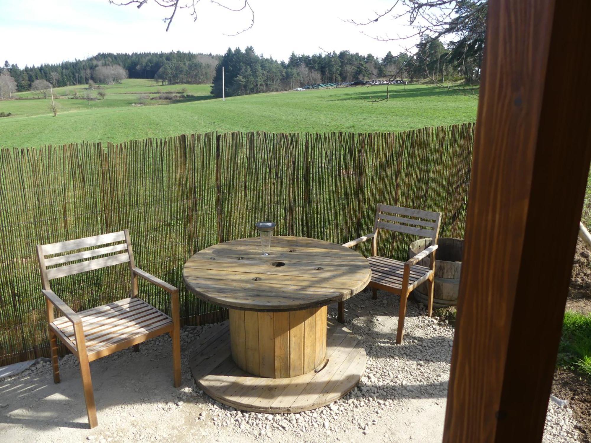 Chez Sophie Et Gilles Bed and Breakfast Monistrol-sur-Loire Exteriör bild